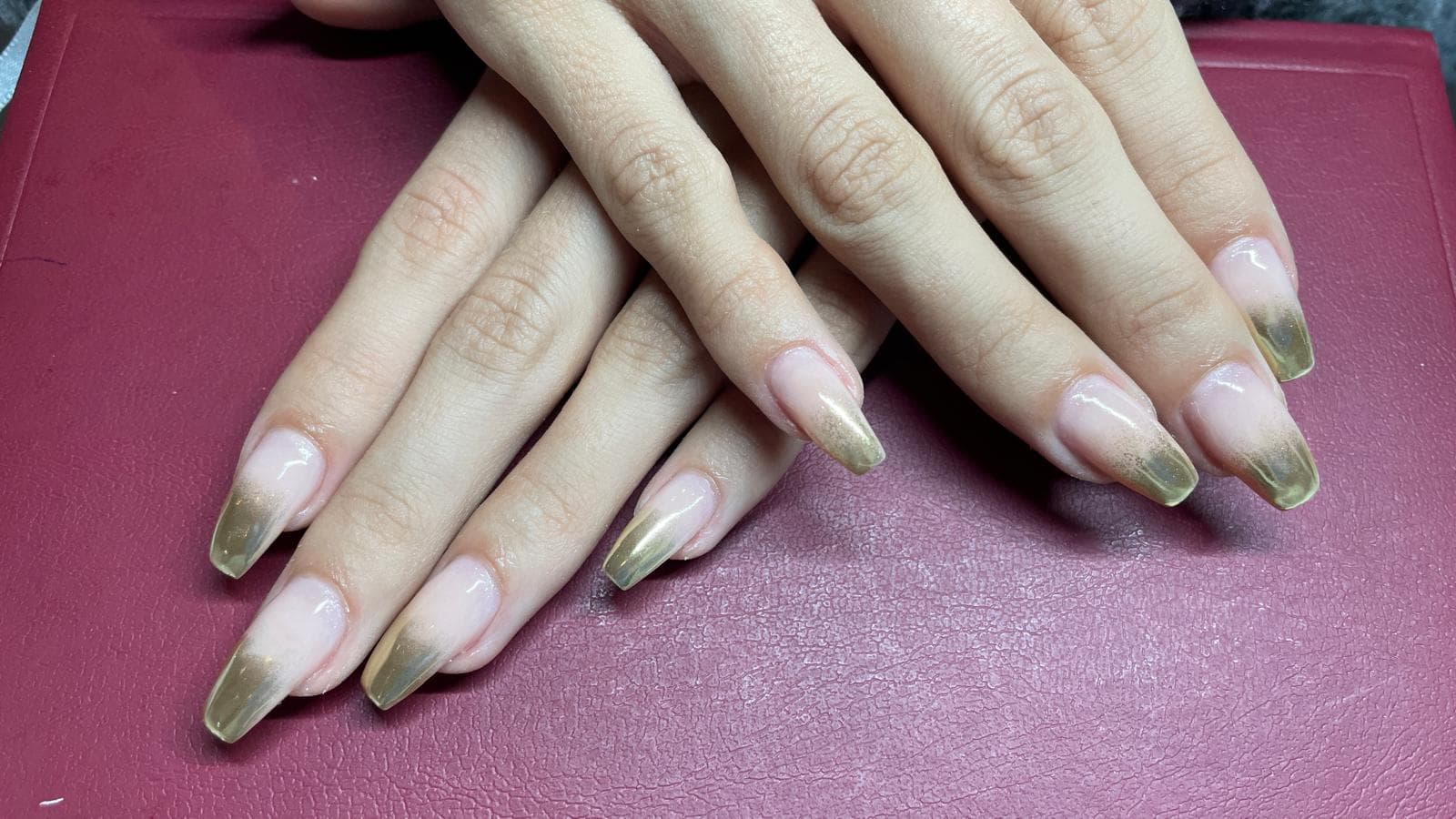 Nägel abmachen at kimnail